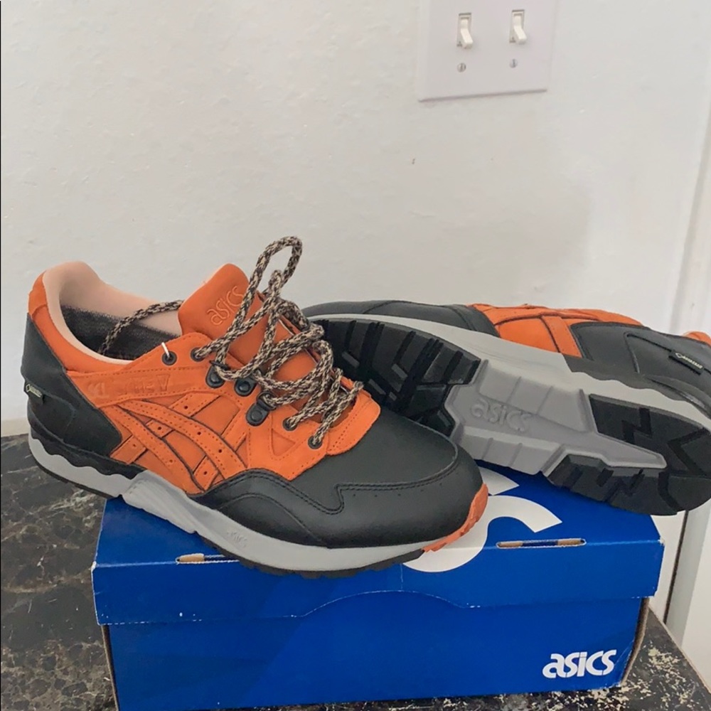 Men’s ASICS